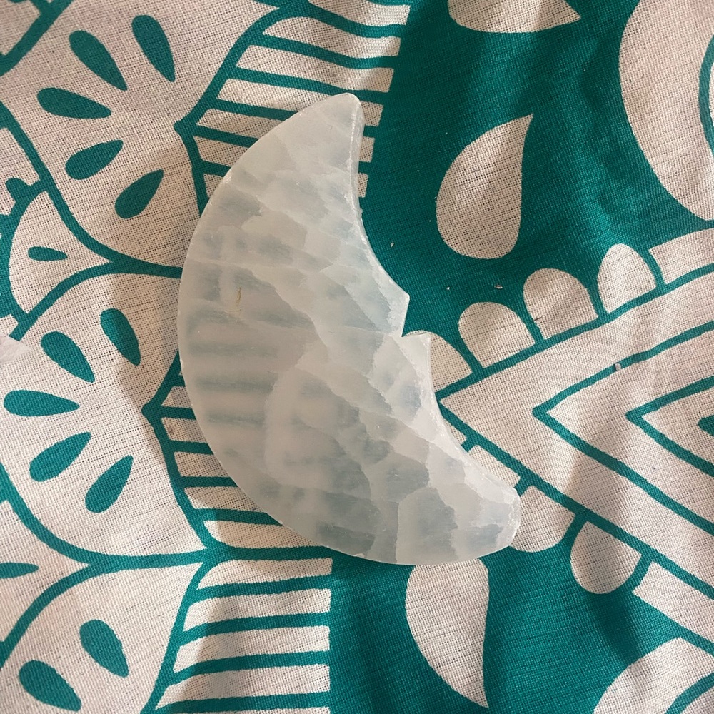 selenite moon plate